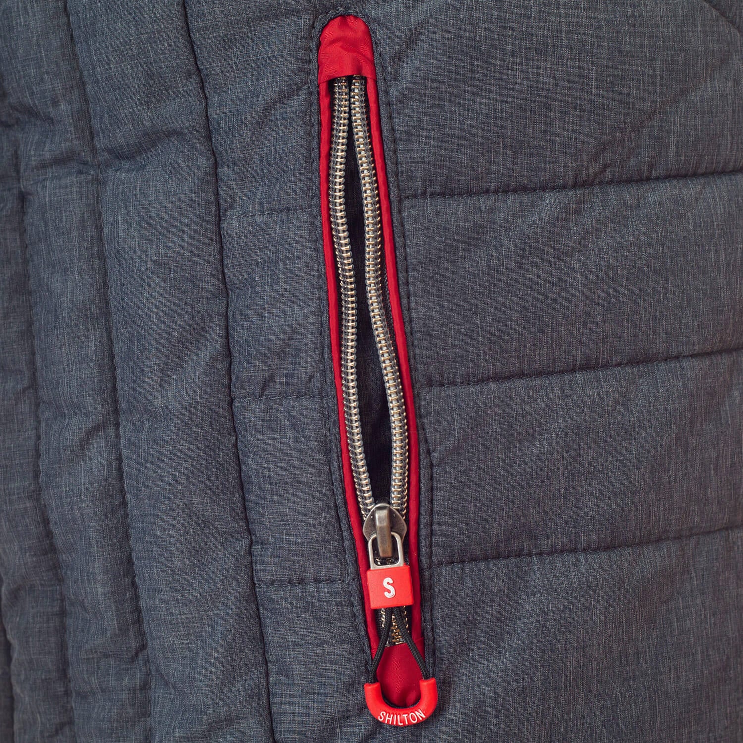 Doudoune à capuche 67