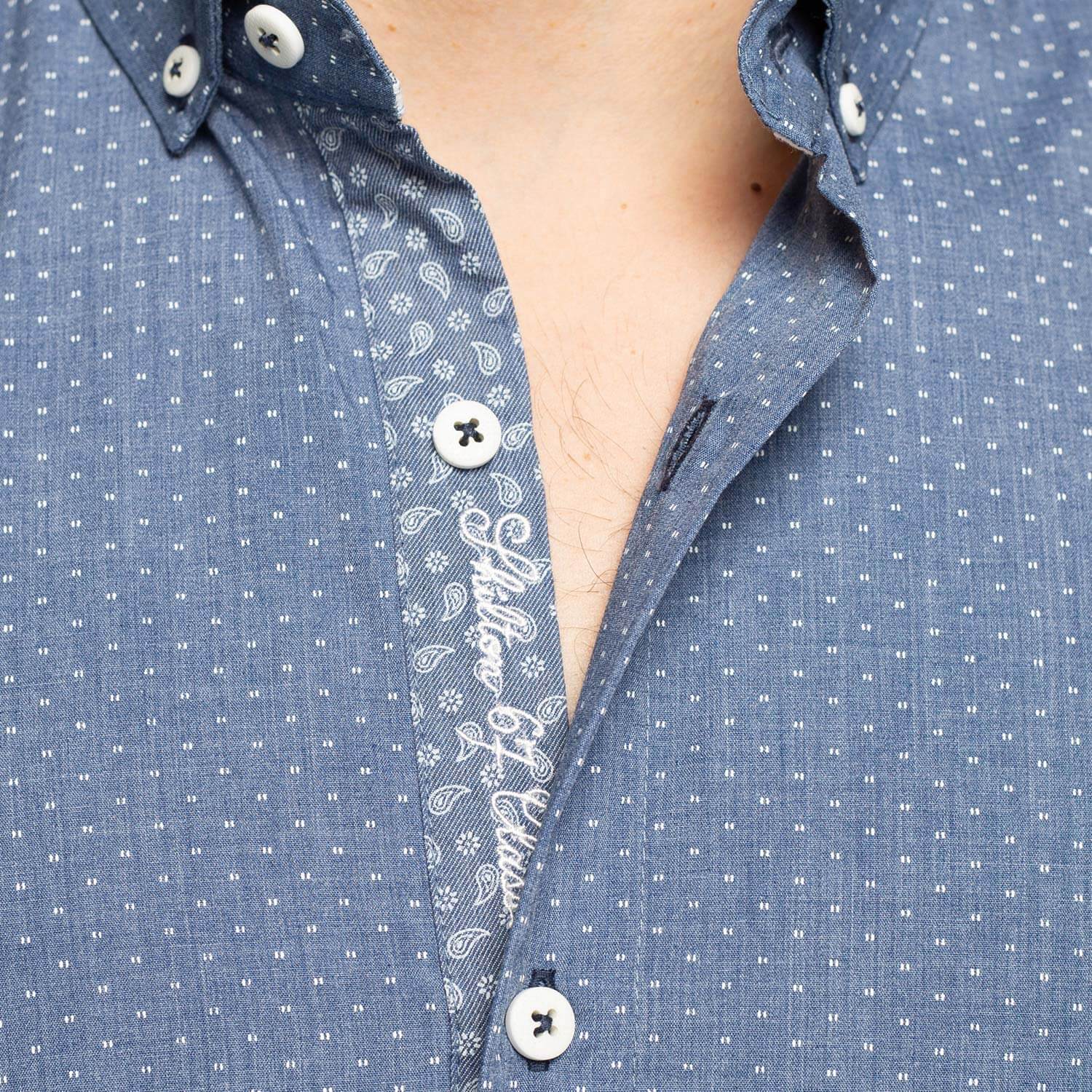 Chemise imprimée à motifs