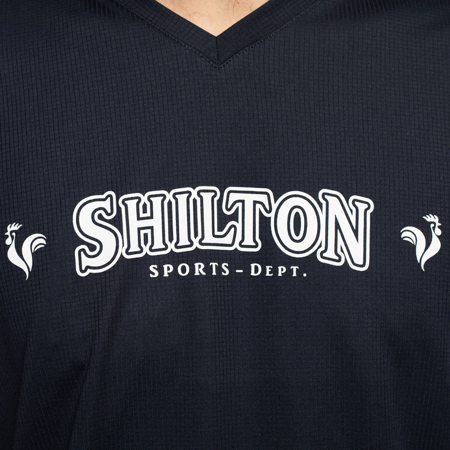 T-shirt sport col v
