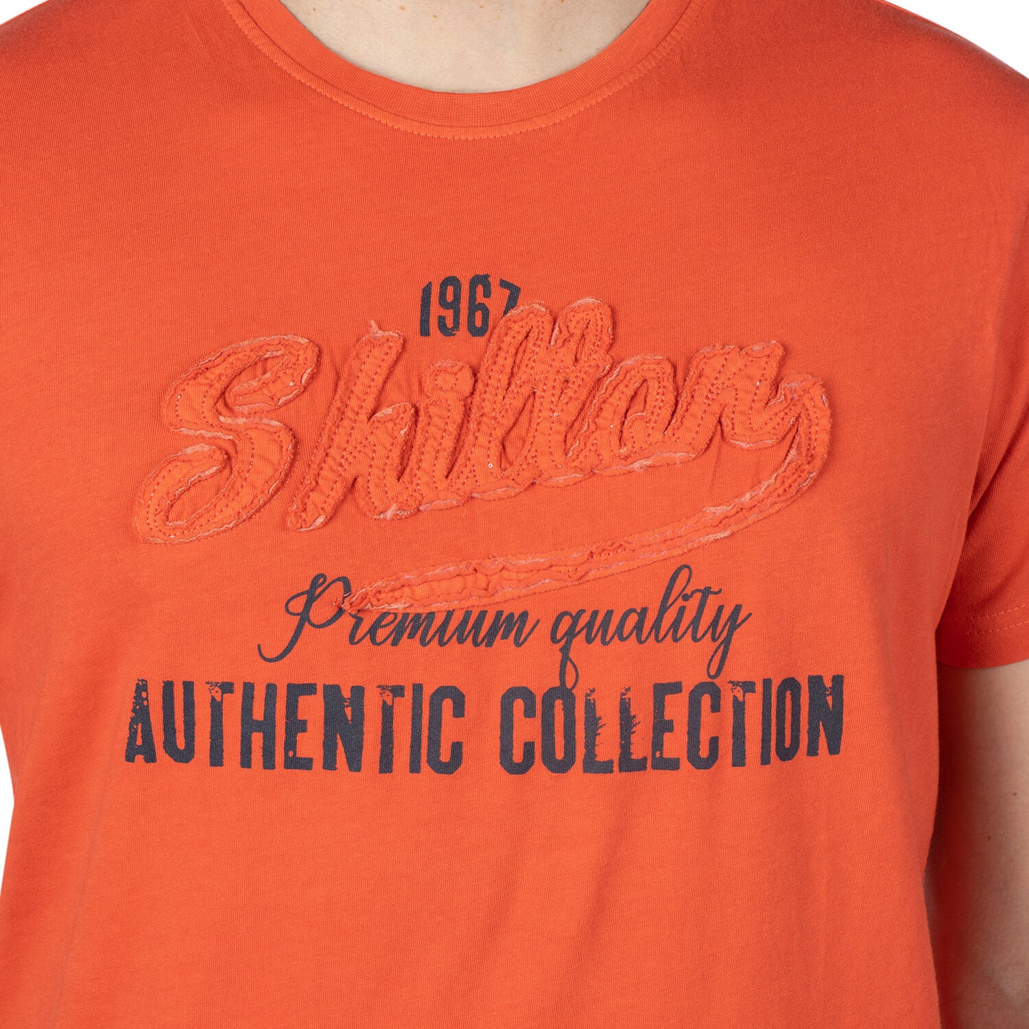 T-shirt authentic collection
