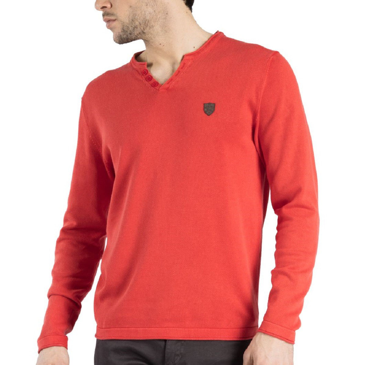 Pull col tunisien