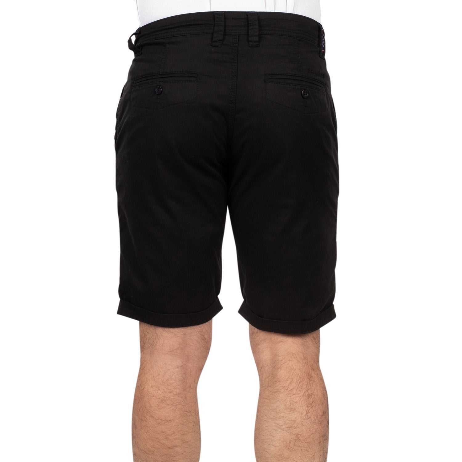 Bermuda chino neró
