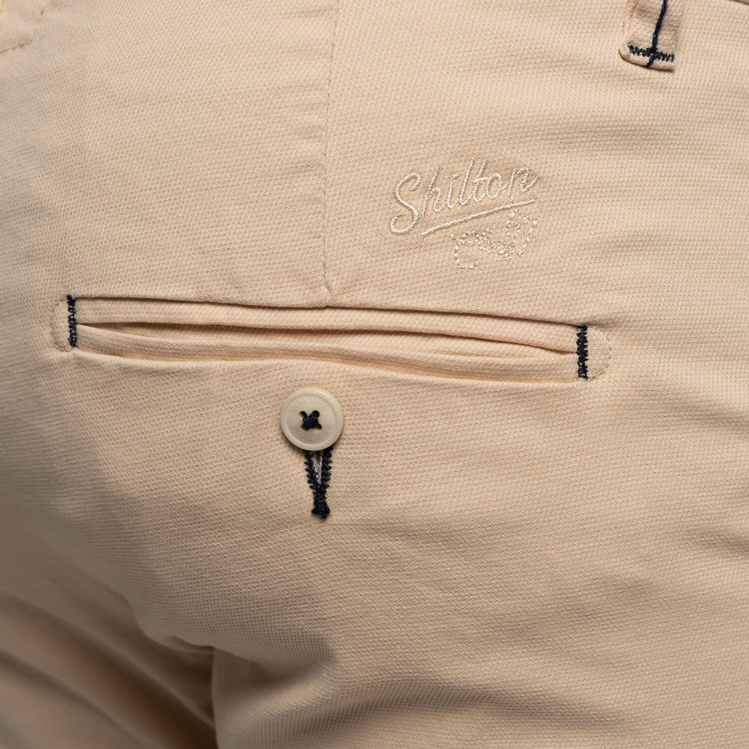 Basic chino shorts
