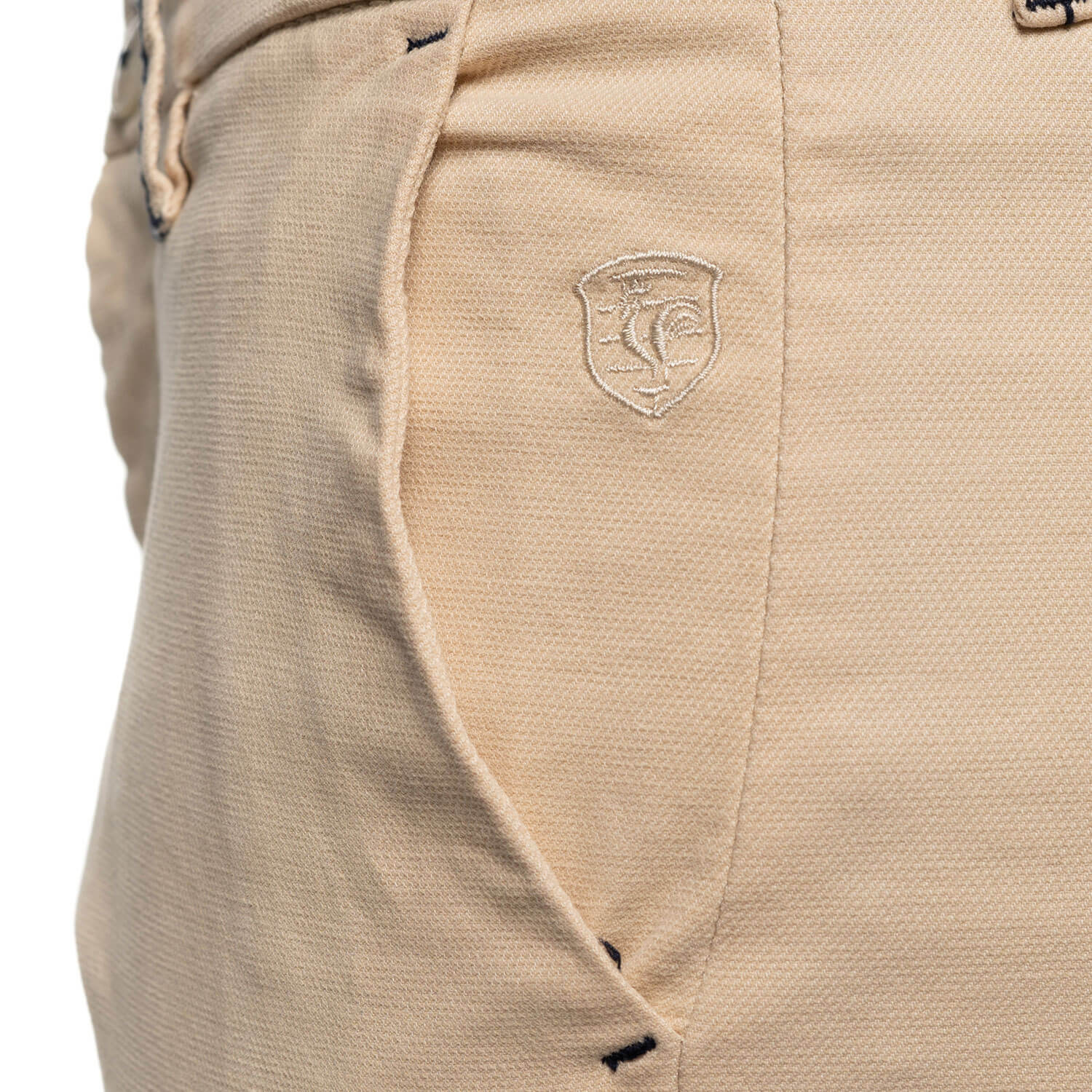 Basic chino shorts