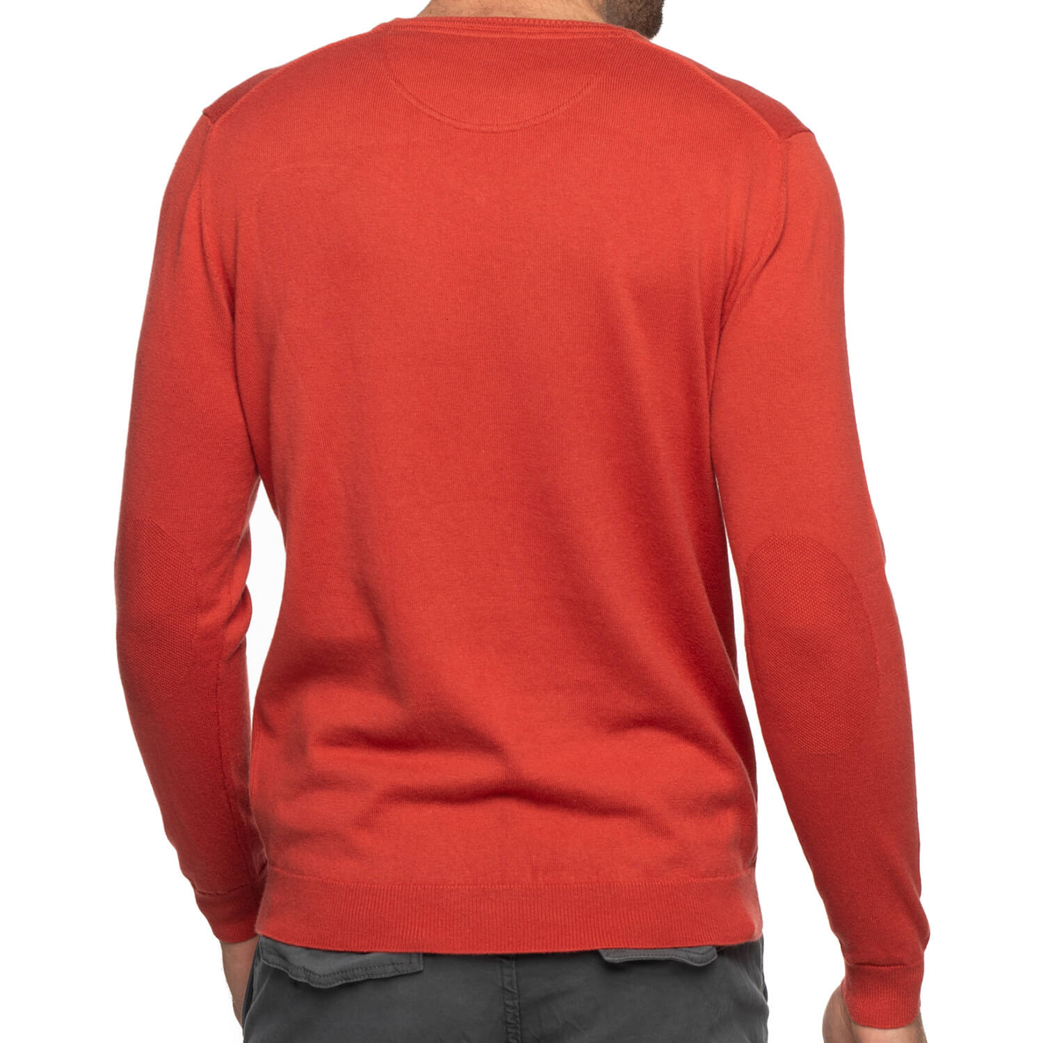 Orange cashmere v-neck sweater - seen from the back - Shilton