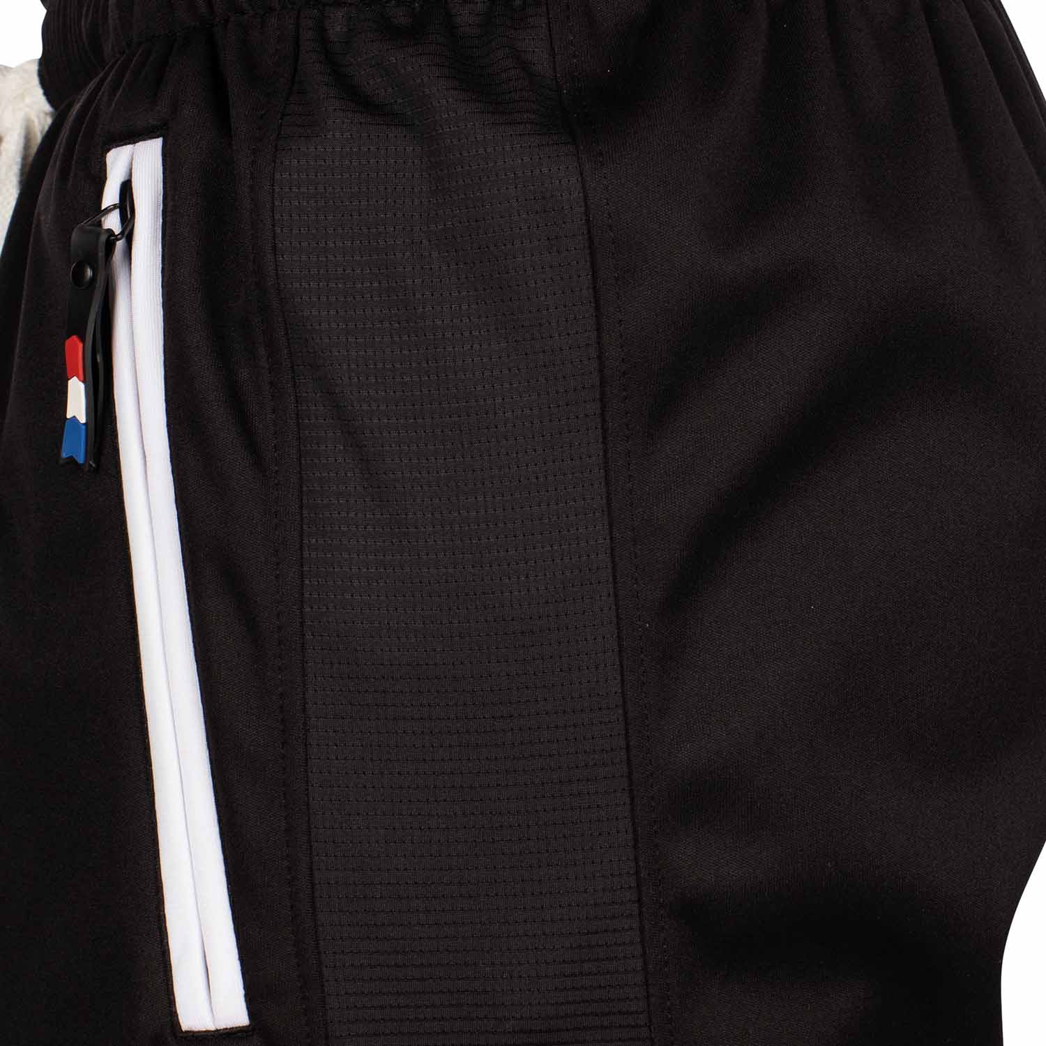 Water-repellent jogging suit