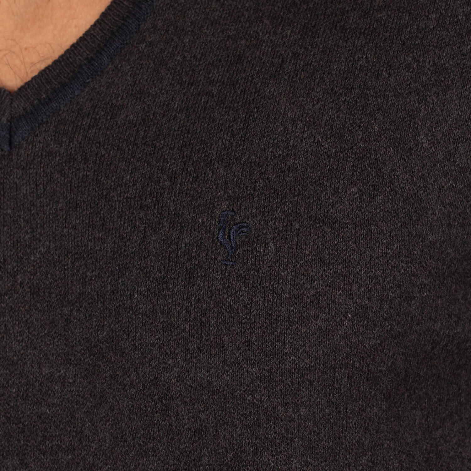 V-neck unity sweater