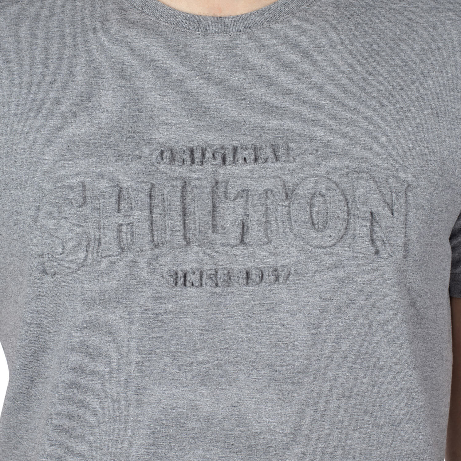 Basic relief T-shirt