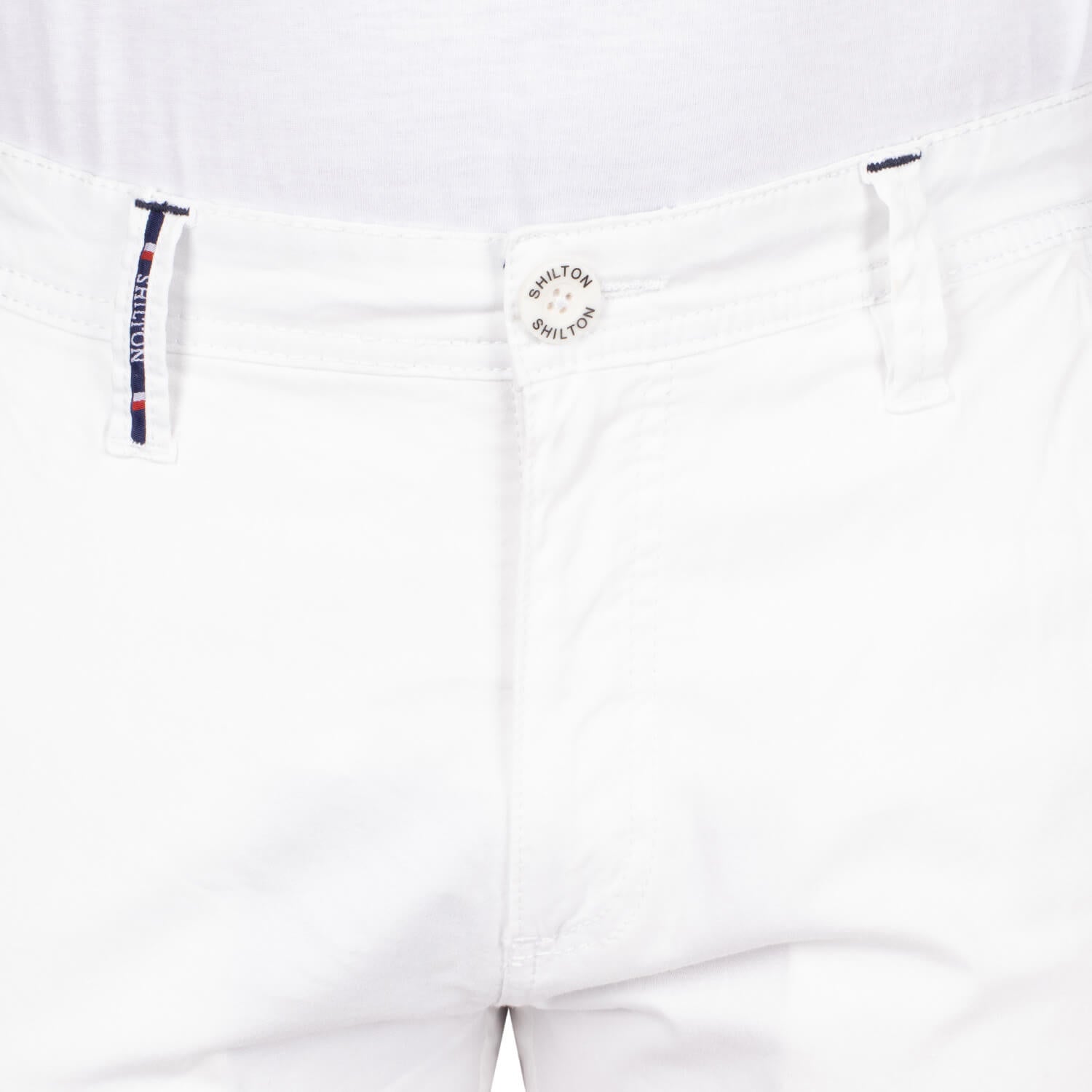 City chino pants