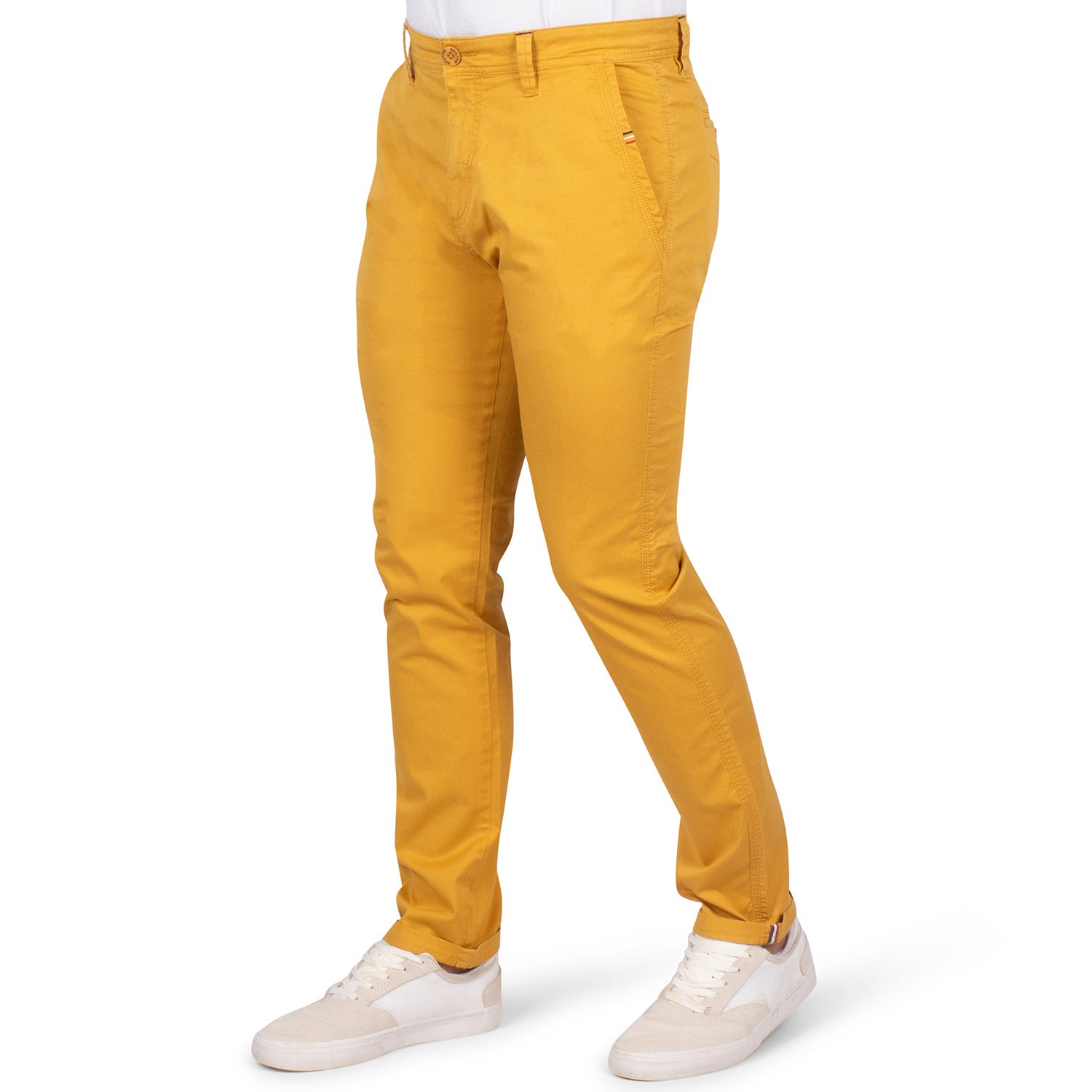 City chino pants