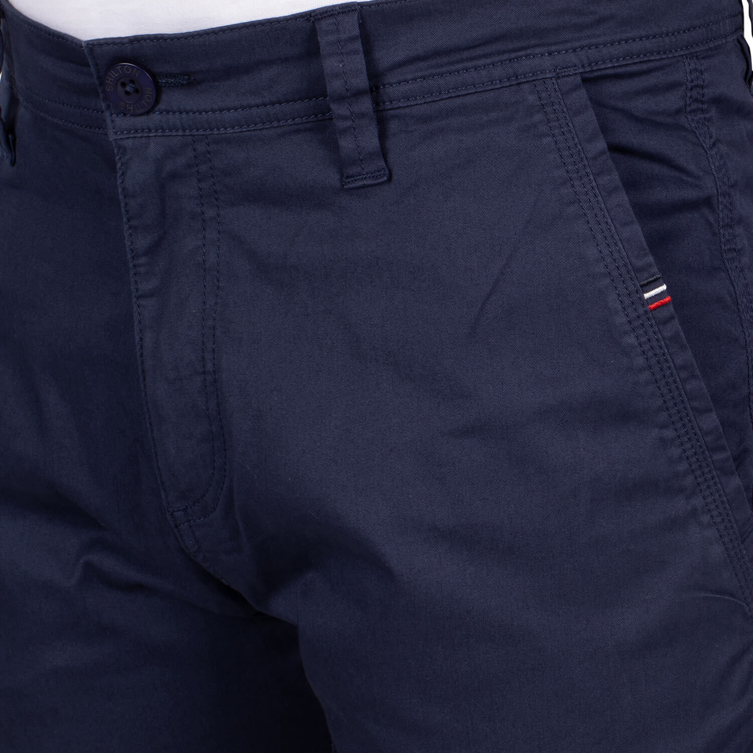 City chino pants