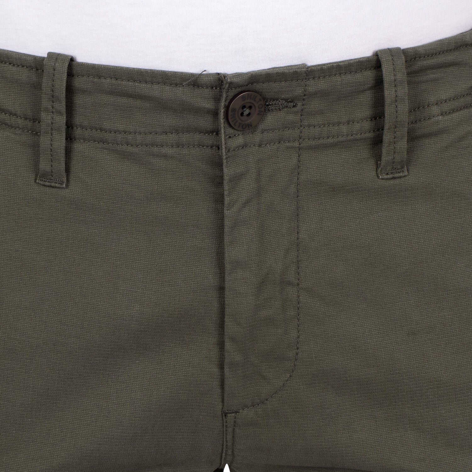 Bermuda cargo shorts
