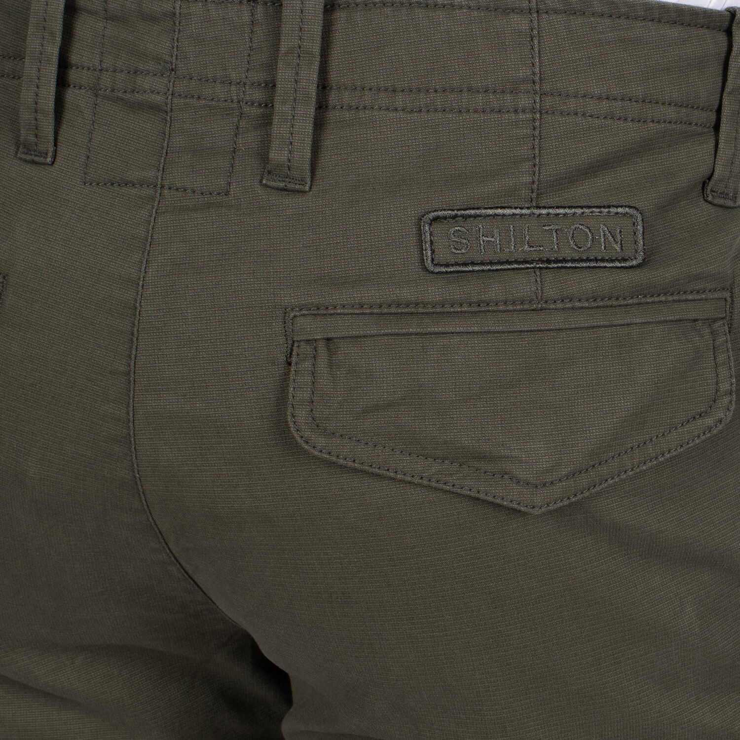 Bermuda cargo shorts
