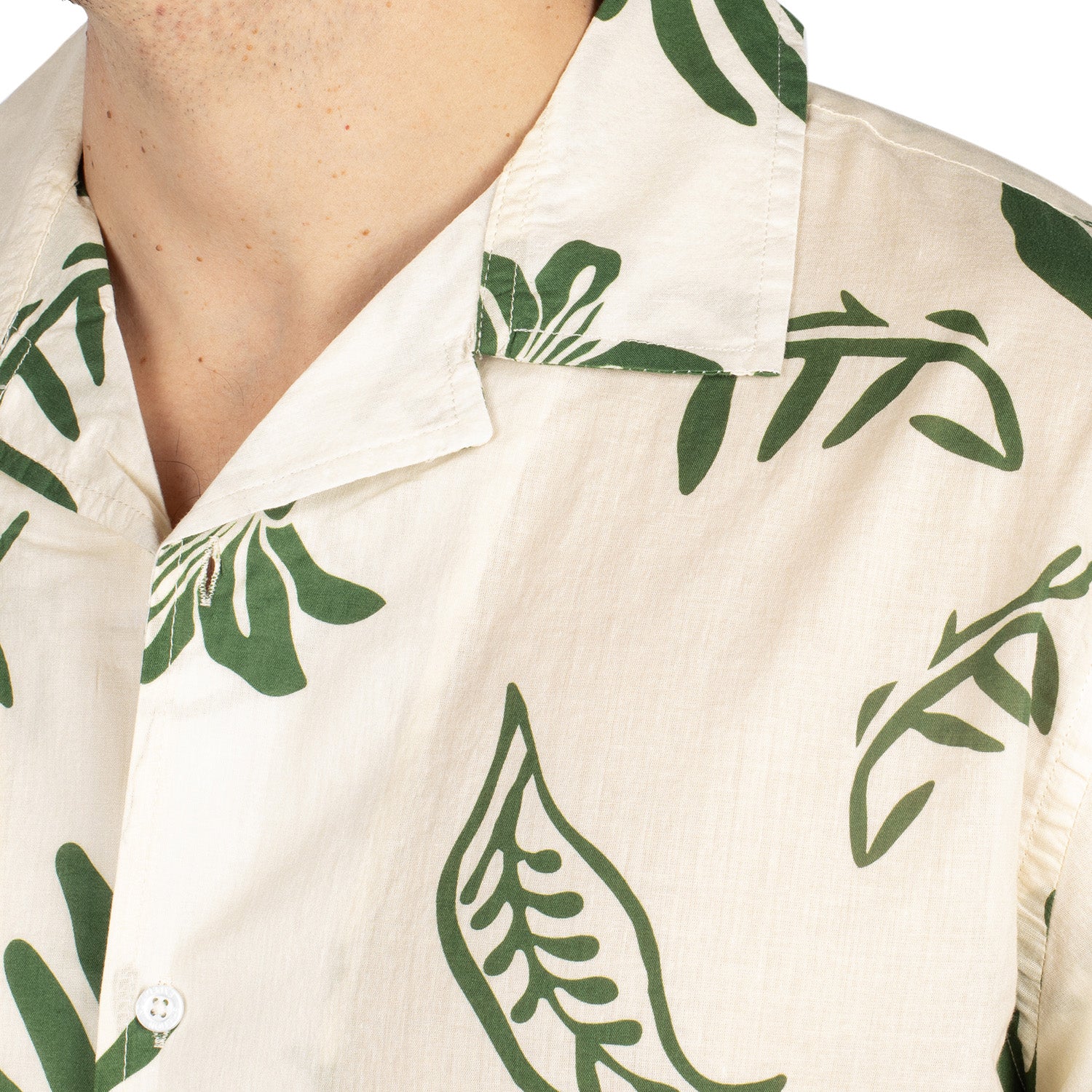 Light beige summer shirt collar