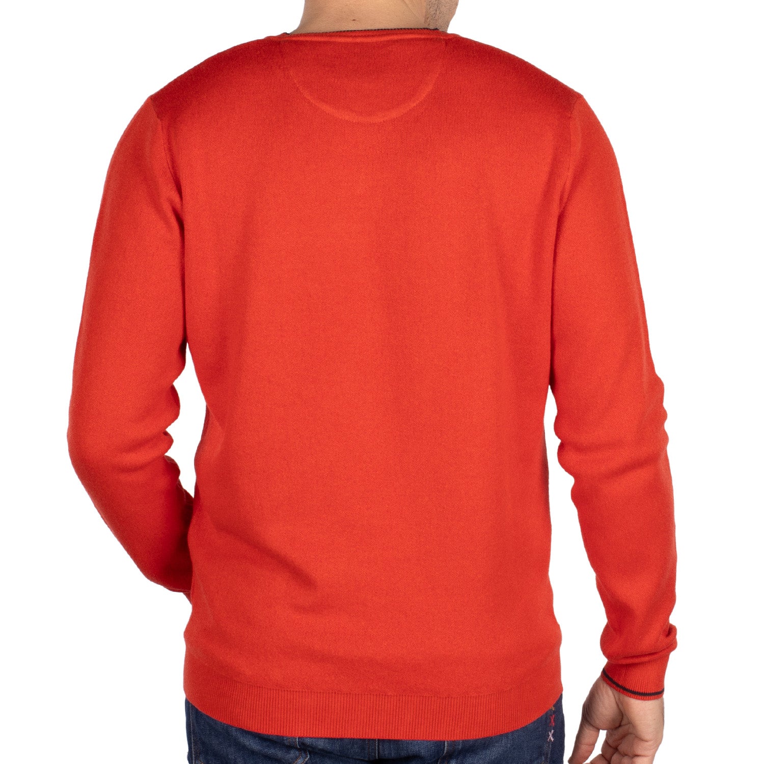 City v-neck sweater