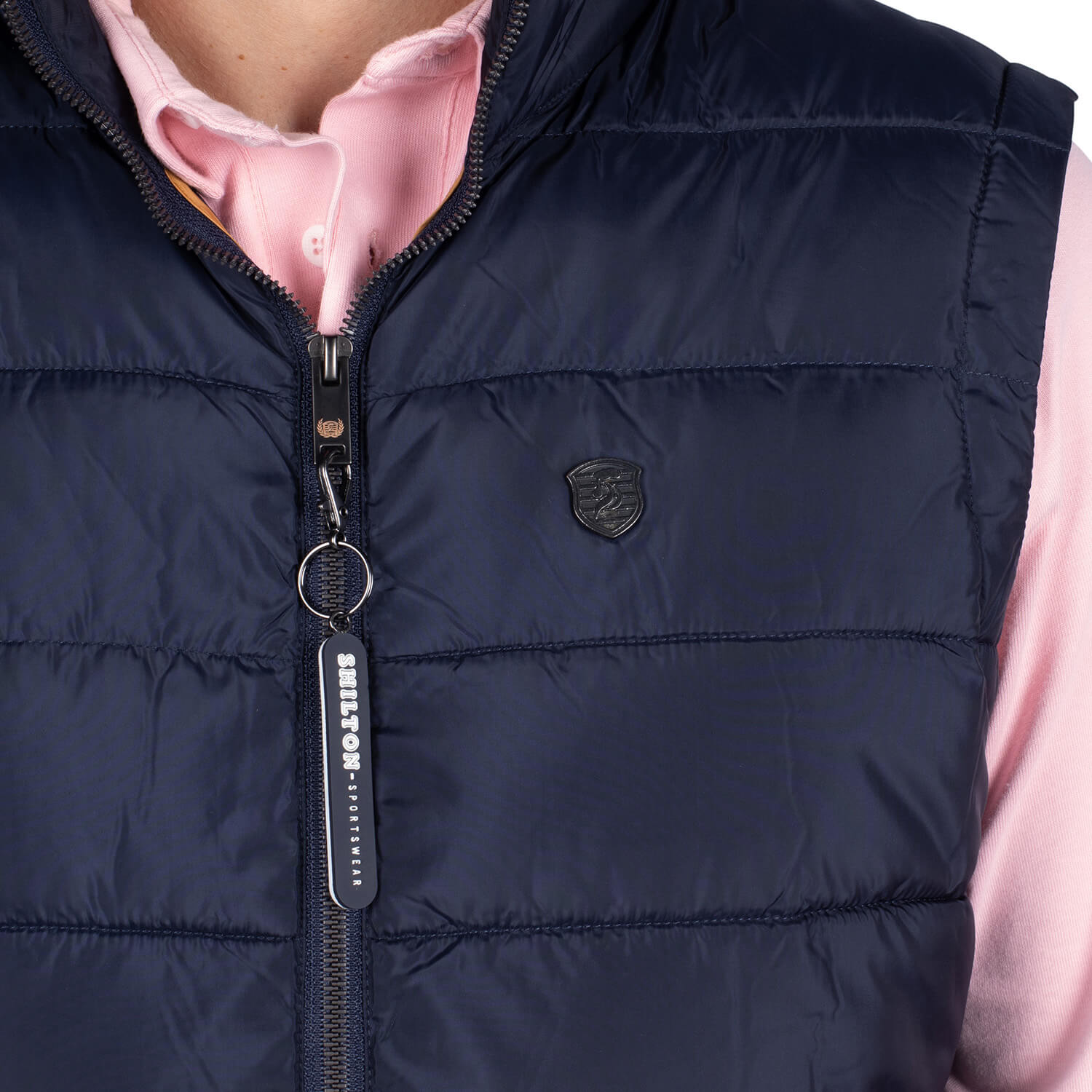 Sleeveless down jacket