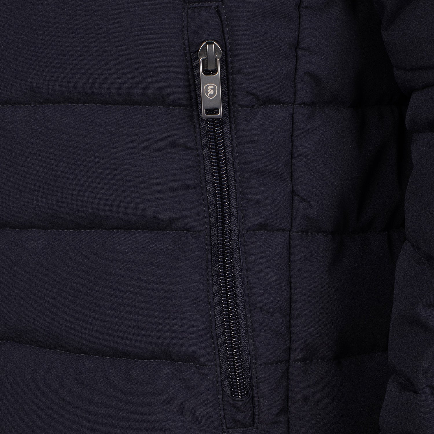 Hooded down jacket