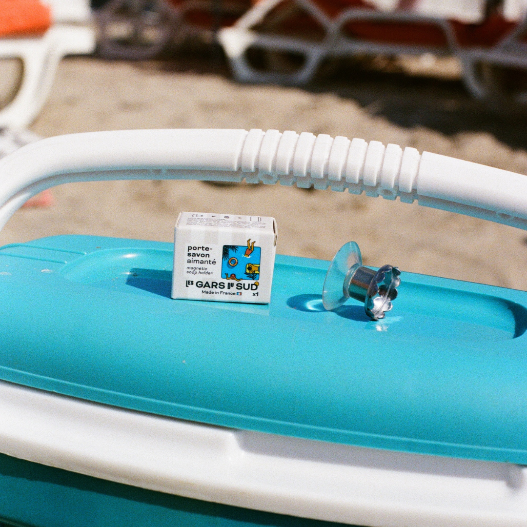 Magnetic magic soap dish made in the South of France