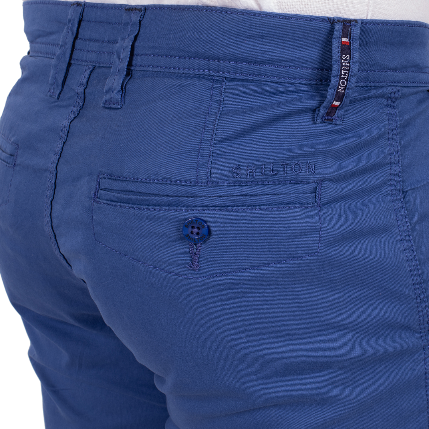 Bermuda chino neró