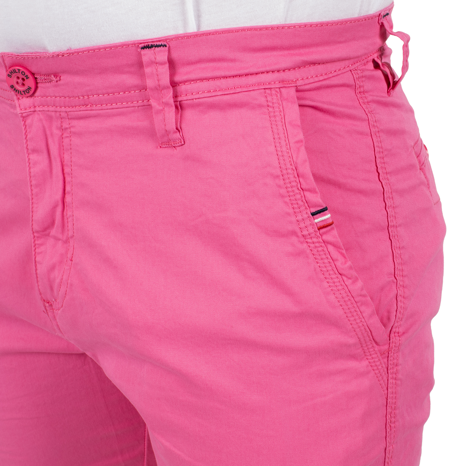 Bermuda chino neró
