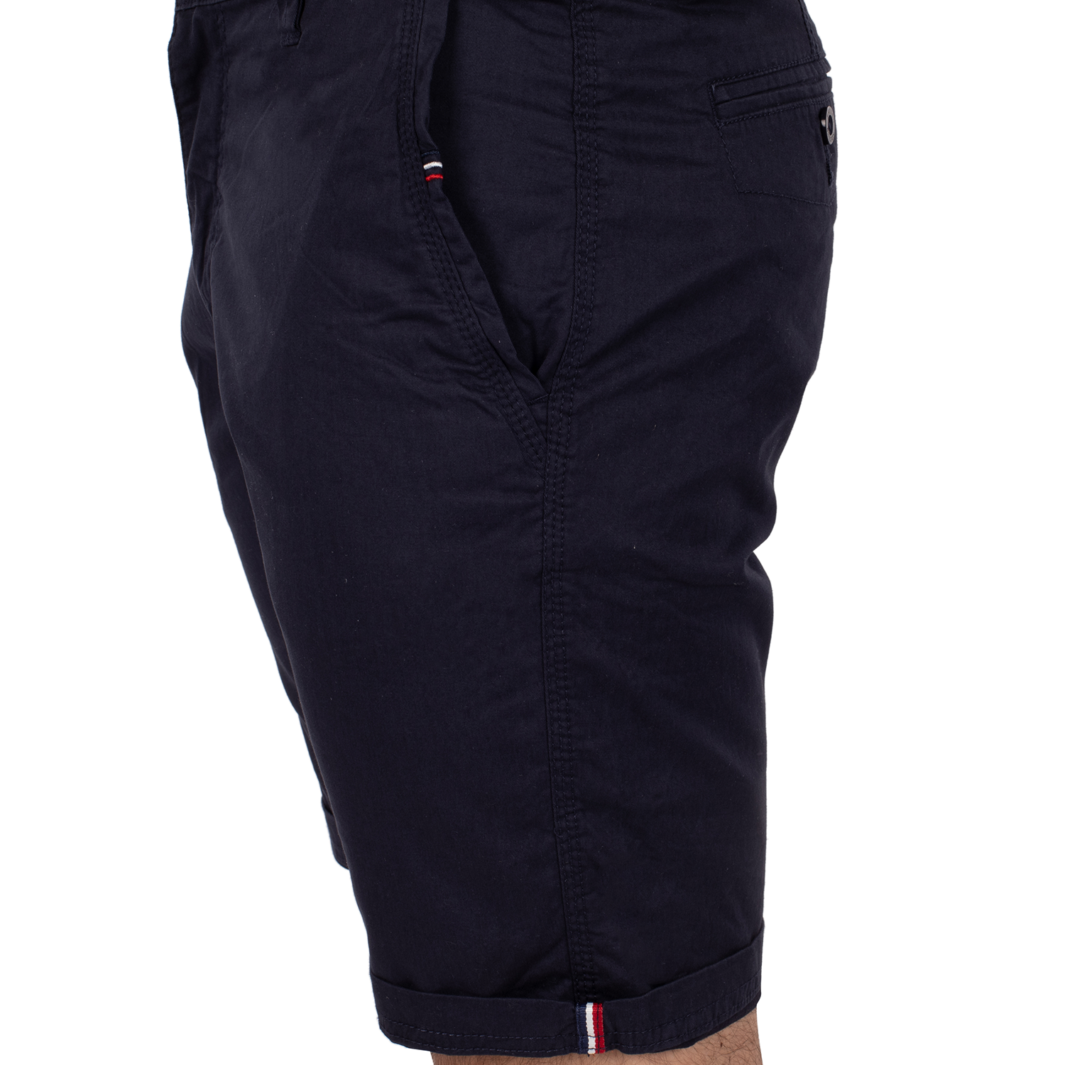 Bermuda chino neró