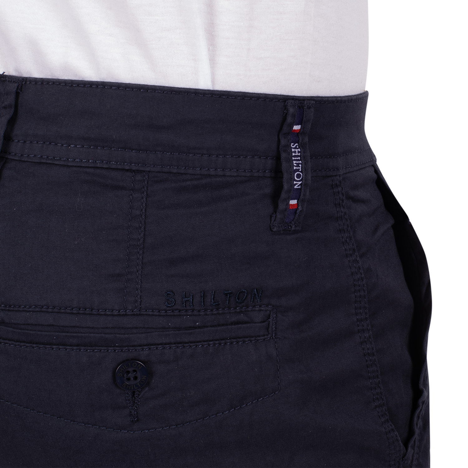 Bermuda chino neró