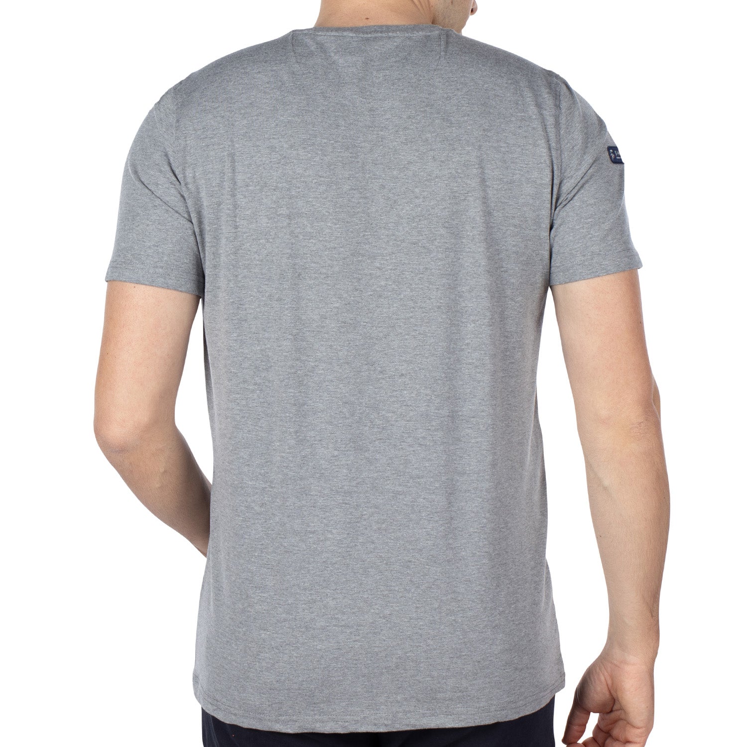 Basic relief T-shirt