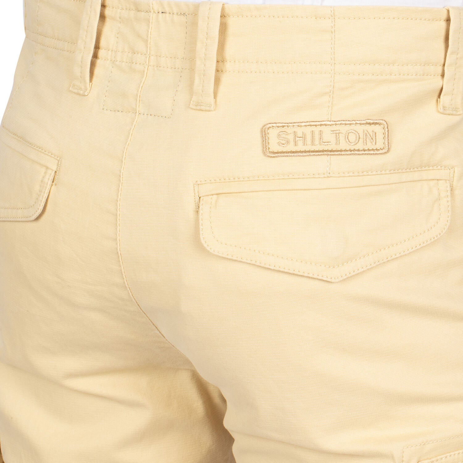 Bermuda cargo shorts