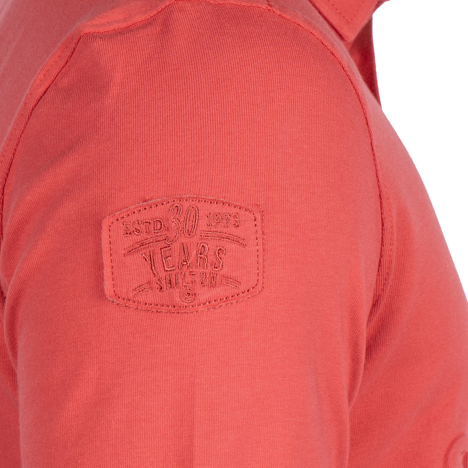 Basic relief polo shirt