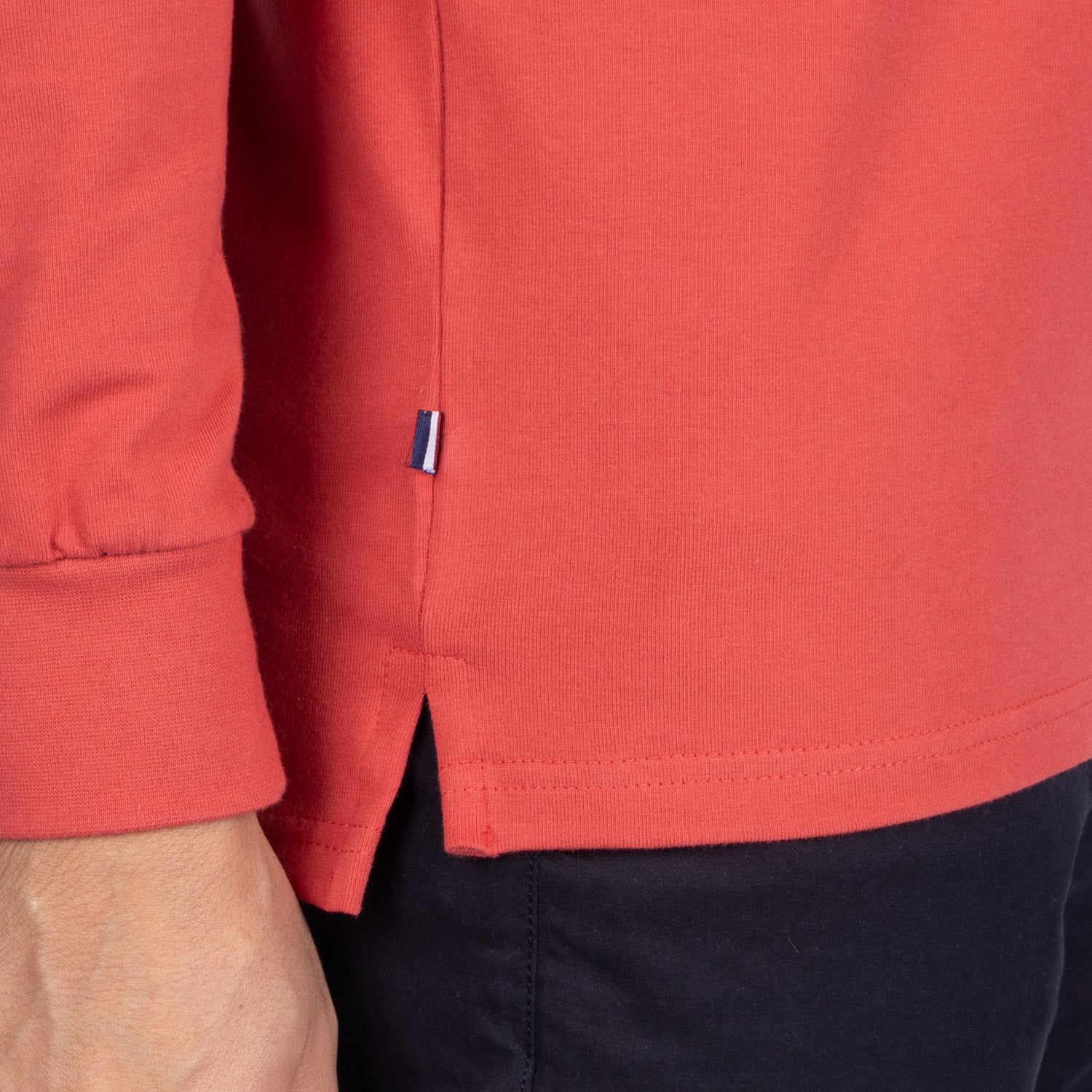 Basic relief polo shirt